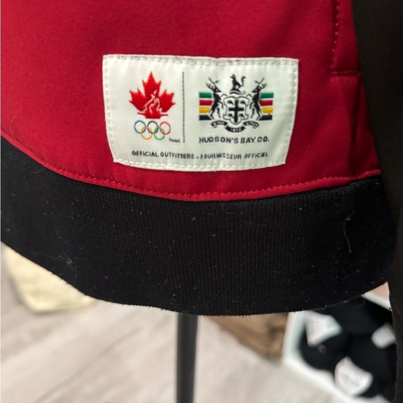2010 Olympics CANADA Hudson's Bay Hooded Jacket Women's Sz 2XL, Made in Canada - Picture 7 of 8